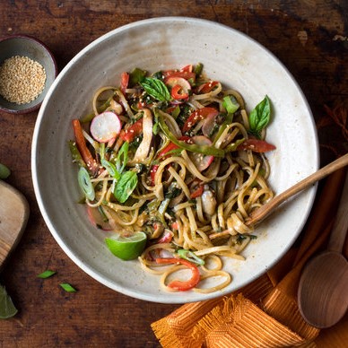 Thai Red Curry Noodles With Vegetables